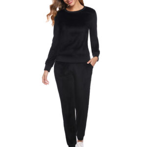 Totatuit Track Suits for Women Set Velour Sweatsuits 2 Piece Jogging Suits Loungwear Velvet Sweatpants with Pockets
